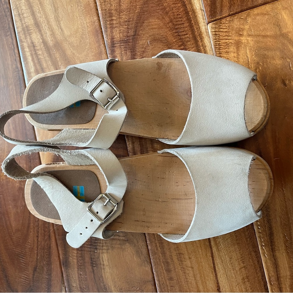 Mia Clogs